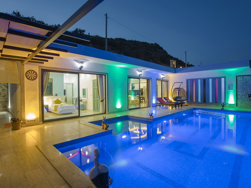  gece  -  Kasım
  | Kalkan İslamlar'da Jakuzili ve Isıtmalı Havuzlu Romantik Villa Tatili